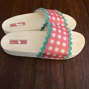 Vineyard Vines summer slides